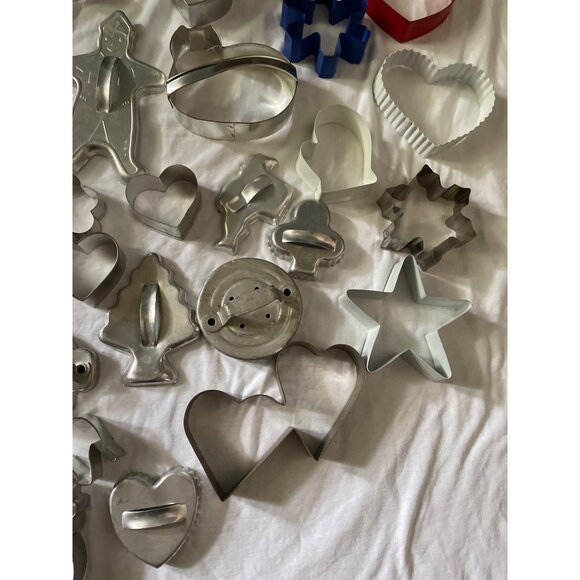 Vintage & Modern Metal Cookie Cutter Collection All Metal Holiday - Picture 4 of 16
